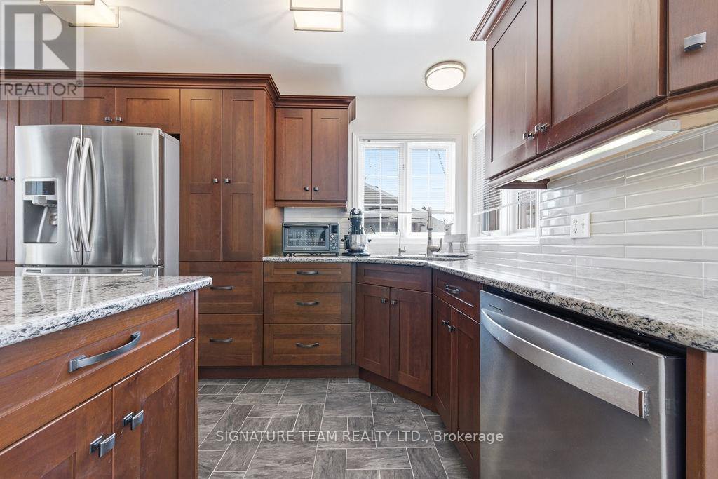 111 Thomas Street, Deep River, Ontario  K0J 1P0 - Photo 9 - X12976650