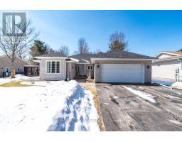 111 THOMAS STREET, Deep River, Ontario