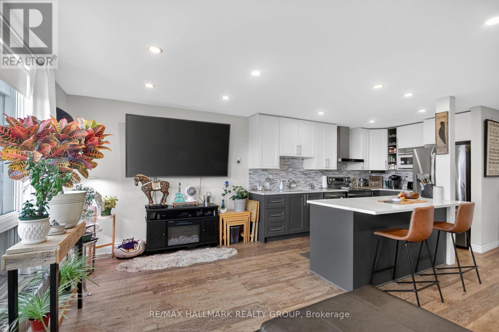 504 - 1505 Baseline Road, Ottawa, Ontario  K2C 3L4 - Photo 11 - X12976586