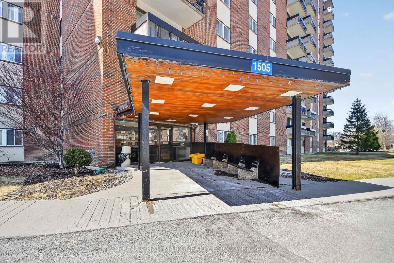 504 - 1505 Baseline Road, Ottawa, Ontario  K2C 3L4 - Photo 2 - X12976586