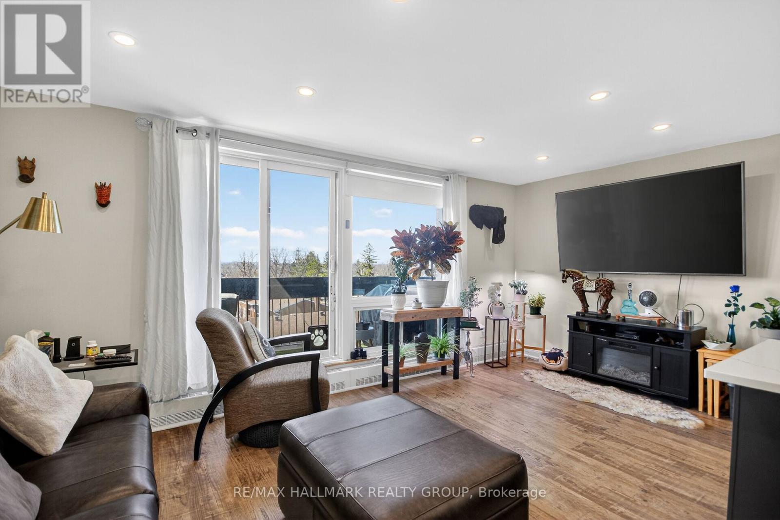 504 - 1505 Baseline Road, Ottawa, Ontario  K2C 3L4 - Photo 8 - X12976586