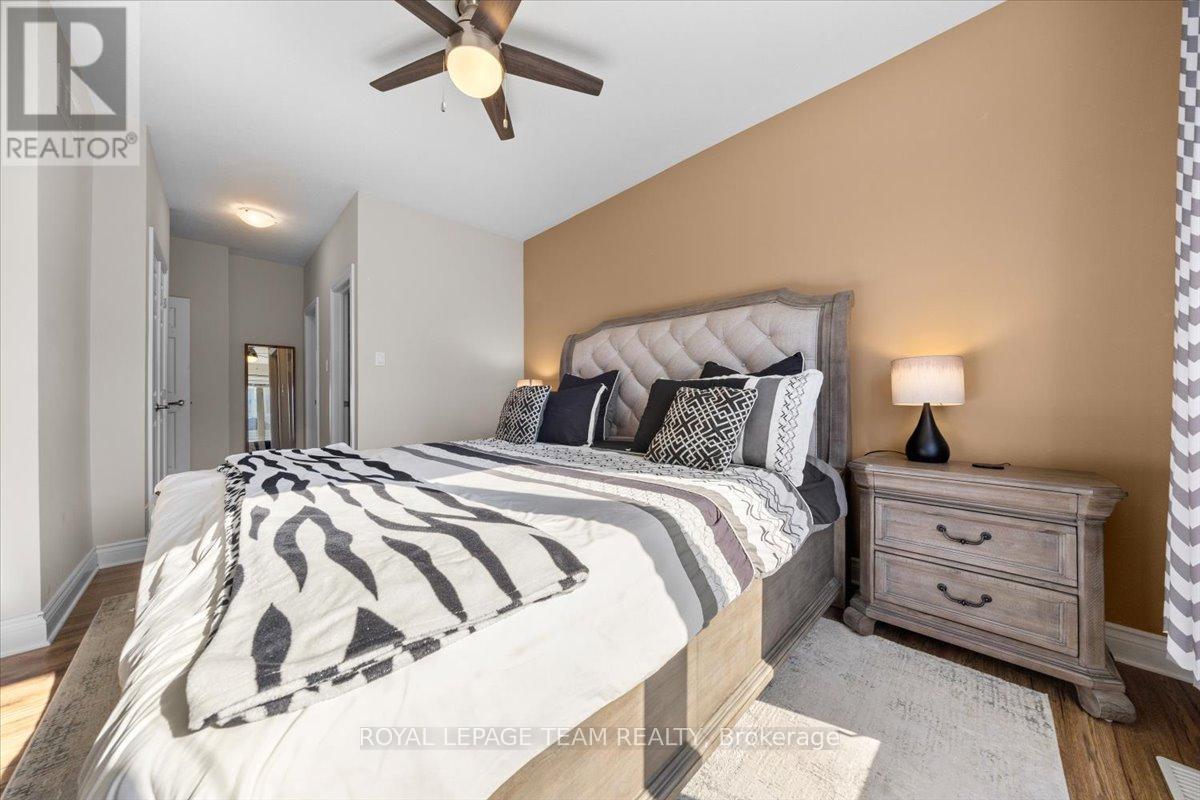 53 Desmond Trudeau Drive, Arnprior, Ontario  K7S 3G9 - Photo 22 - X12976640