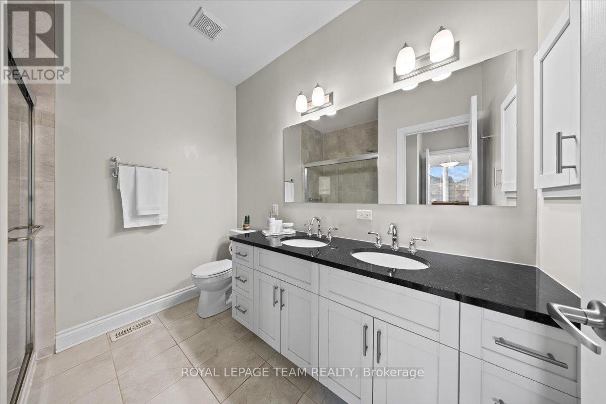 53 Desmond Trudeau Drive, Arnprior, Ontario  K7S 3G9 - Photo 24 - X12976640