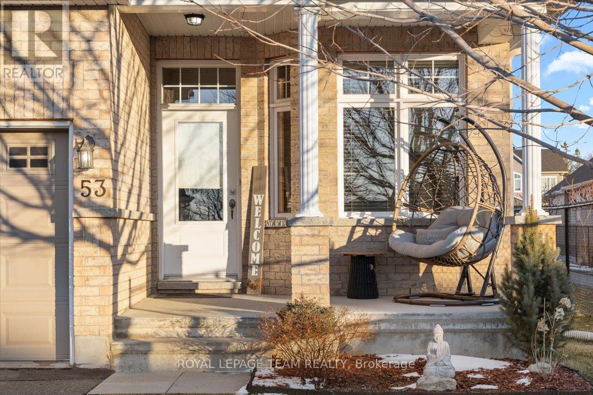 53 Desmond Trudeau Drive, Arnprior, Ontario  K7S 3G9 - Photo 3 - X12976640