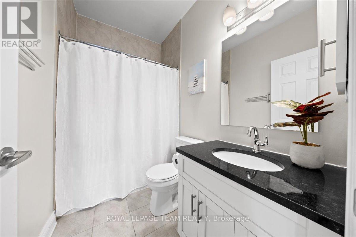 53 Desmond Trudeau Drive, Arnprior, Ontario  K7S 3G9 - Photo 30 - X12976640