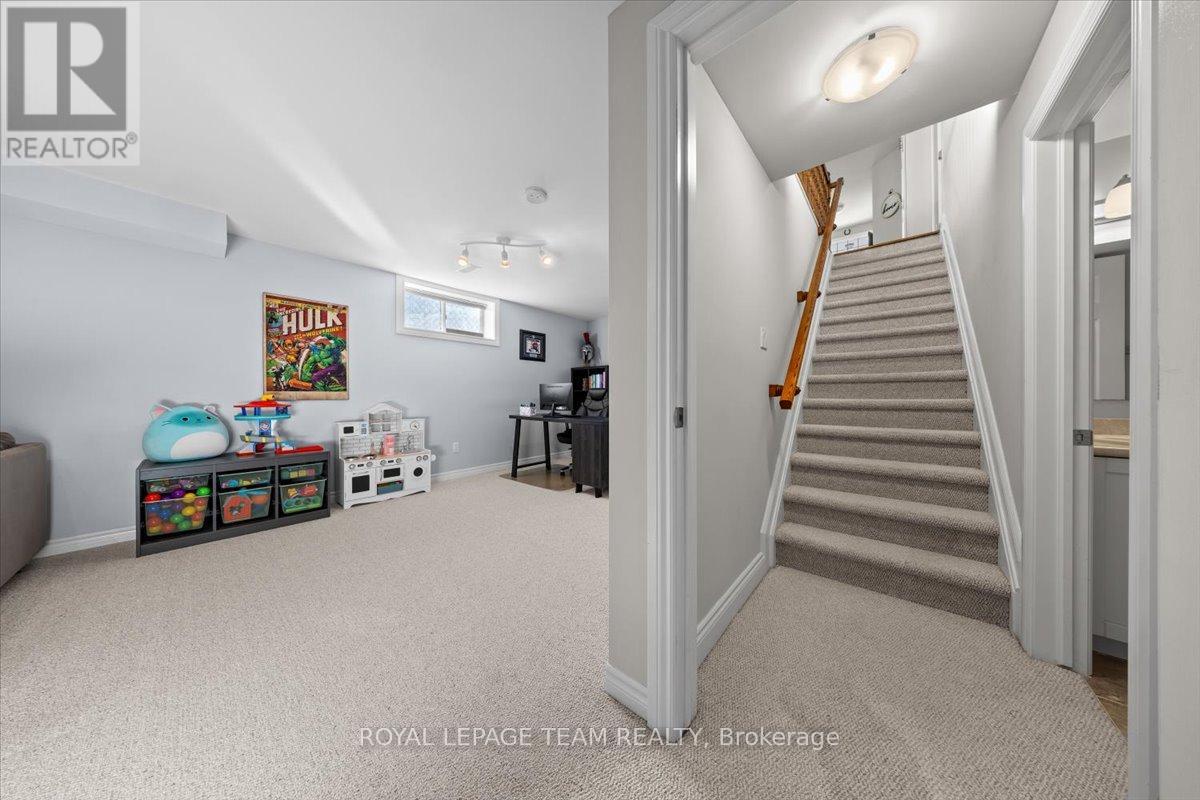 53 Desmond Trudeau Drive, Arnprior, Ontario  K7S 3G9 - Photo 32 - X12976640