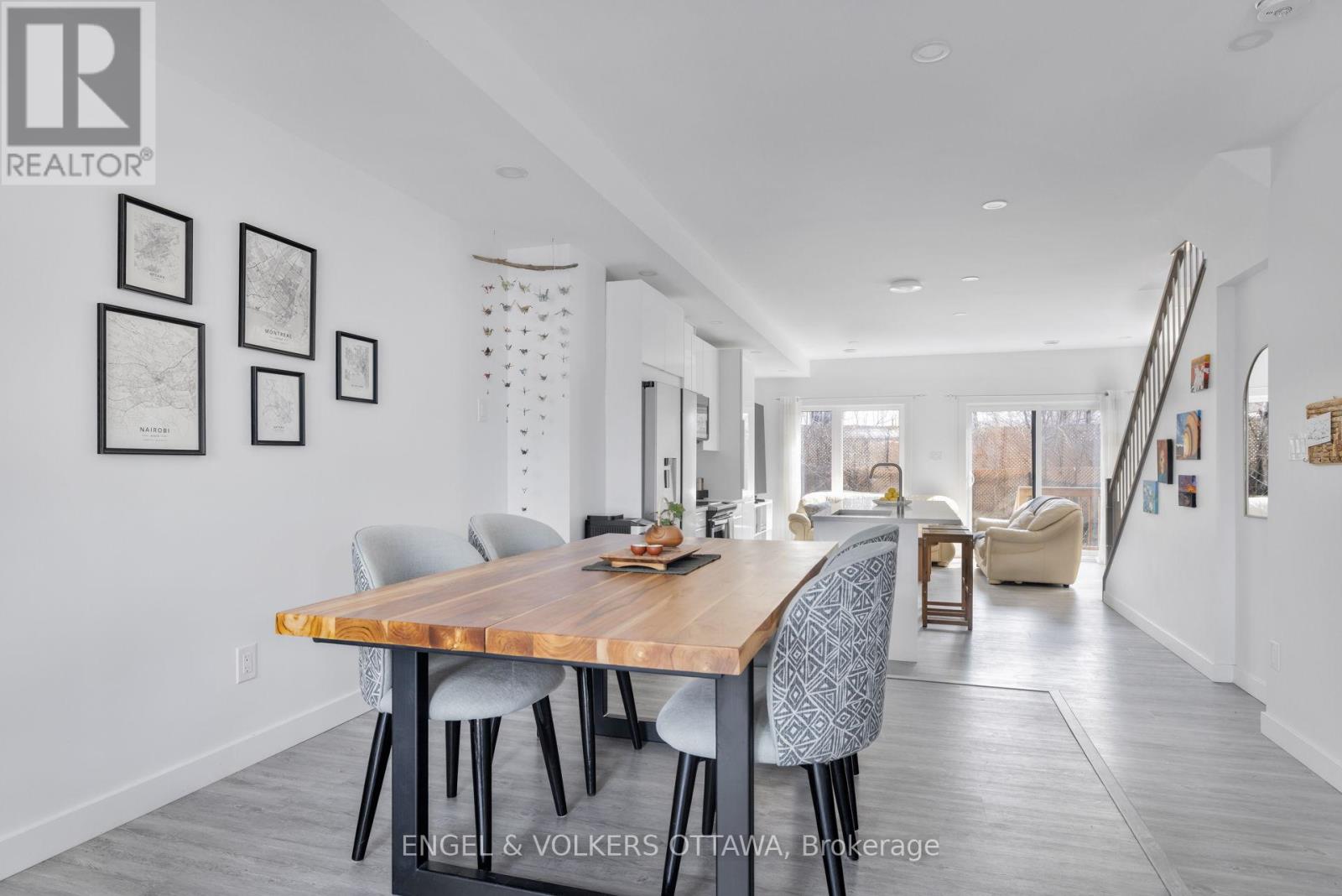 151 LongprÉ Street, Ottawa, Ontario  K1L 7J5 - Photo 13 - X12976644