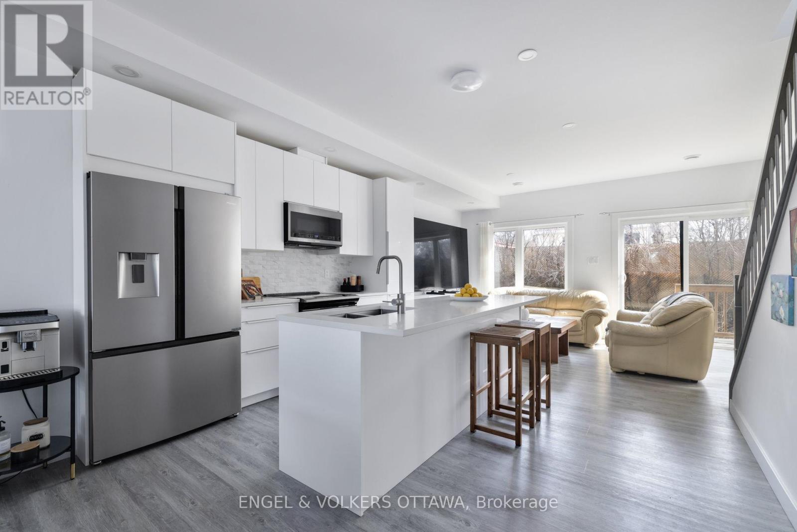 151 LongprÉ Street, Ottawa, Ontario  K1L 7J5 - Photo 16 - X12976644