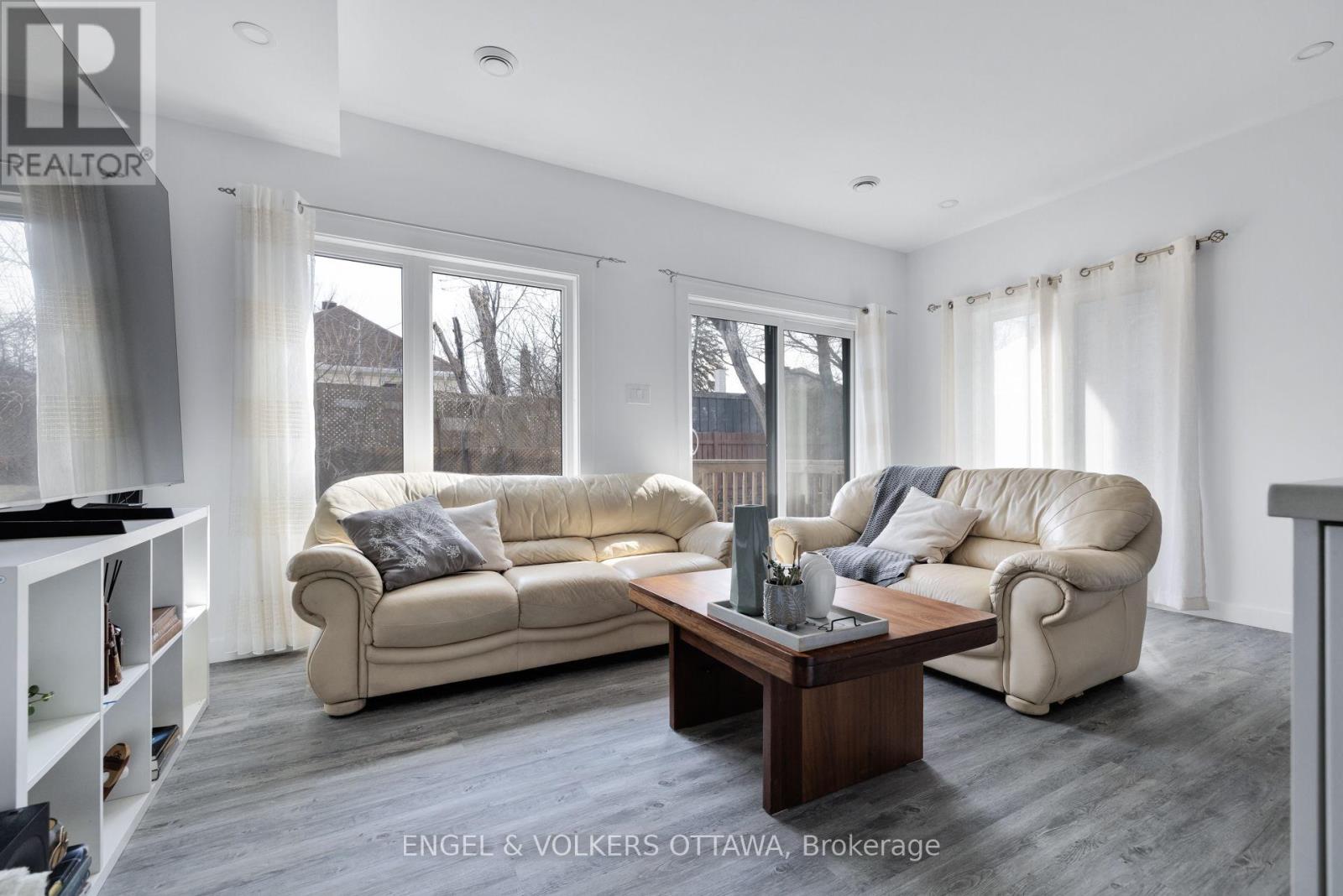 151 LongprÉ Street, Ottawa, Ontario  K1L 7J5 - Photo 23 - X12976644