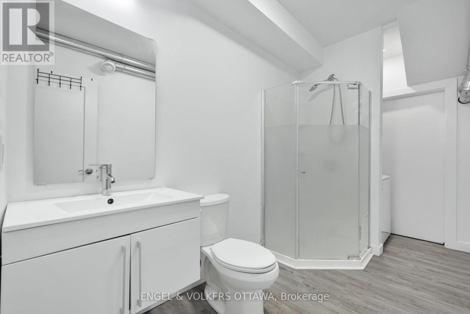 151 LongprÉ Street, Ottawa, Ontario  K1L 7J5 - Photo 42 - X12976644