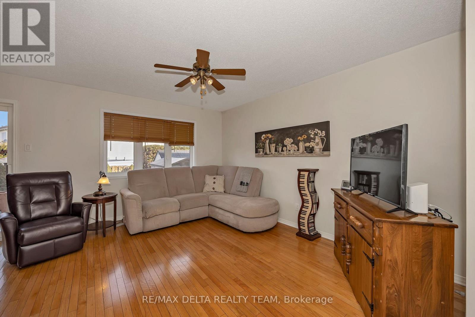 2685 Sylvain Street, Clarence-Rockland, Ontario  K4K 1V3 - Photo 6 - X12976728