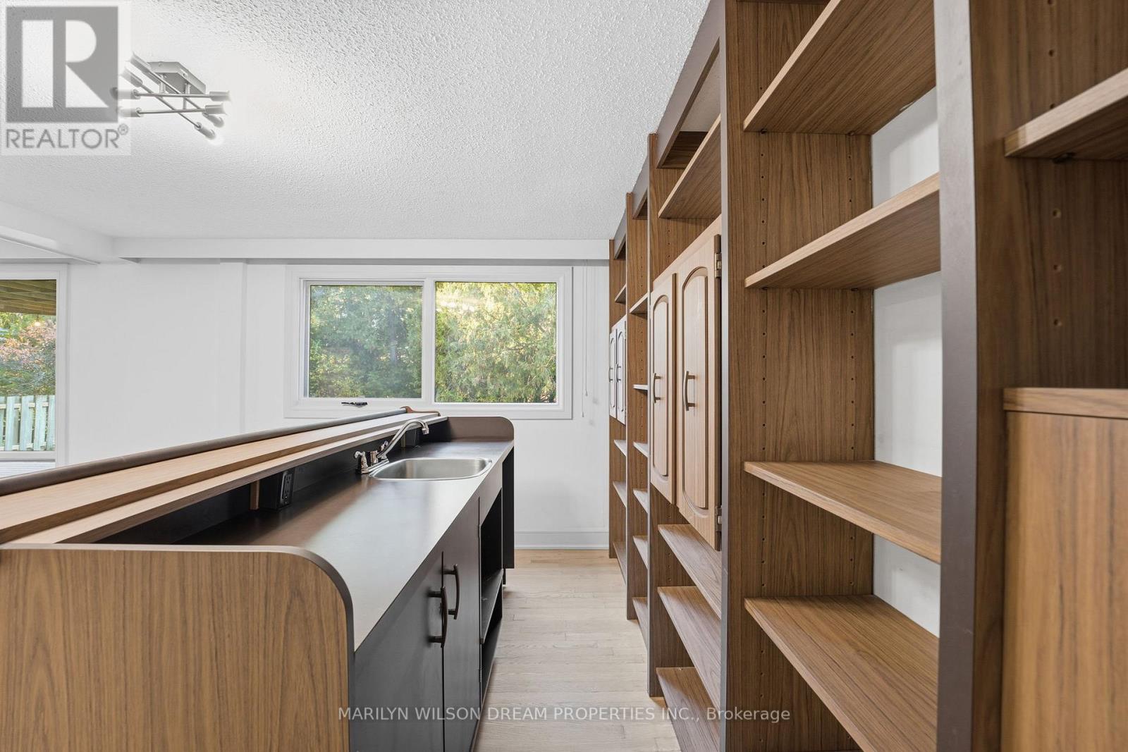 33 Commanche Drive, Ottawa, Ontario  K2E 6E8 - Photo 34 - X12976790