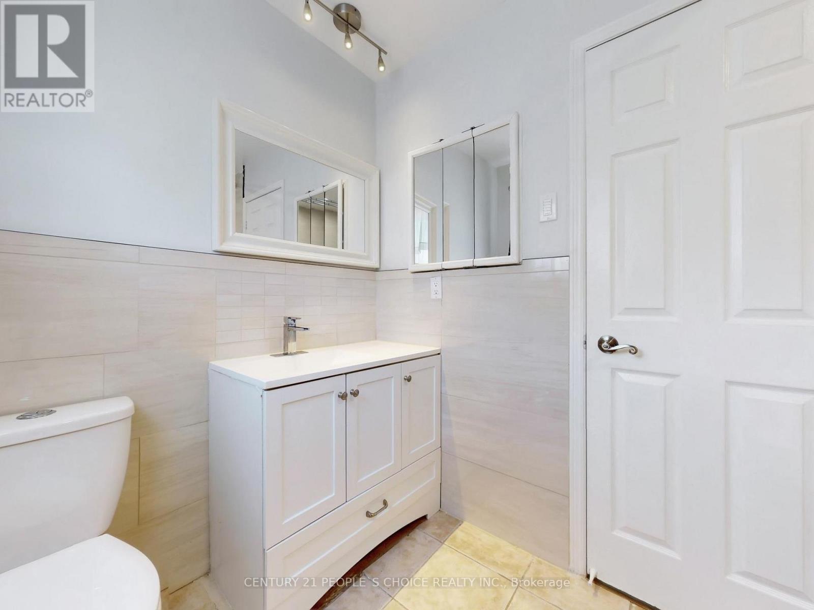 5992 Ladyburn Crescent, Mississauga, Ontario  L5M 4V9 - Photo 39 - W12970696