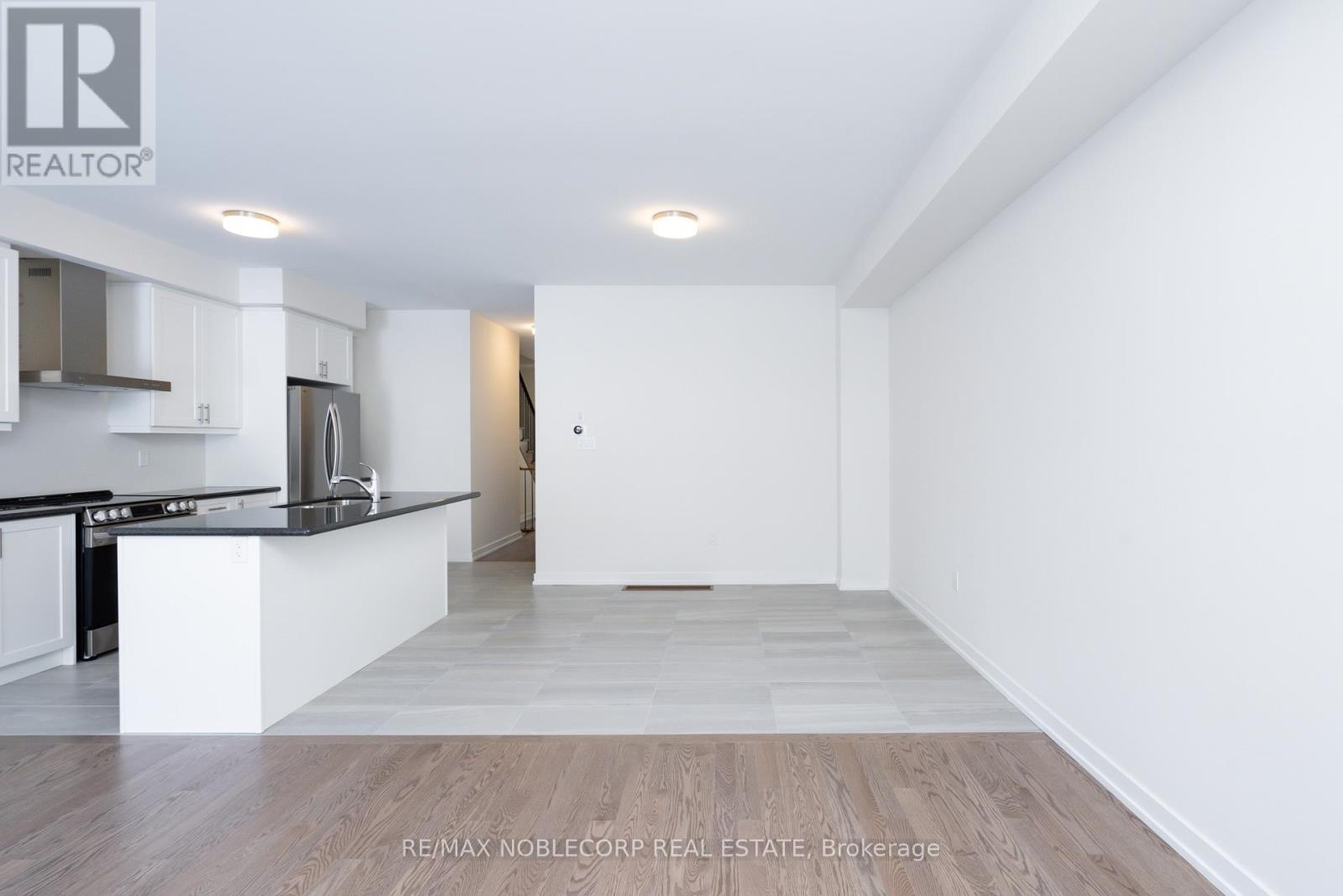 34 Singhampton Road, Vaughan, Ontario  L4H 5J6 - Photo 13 - N12825232