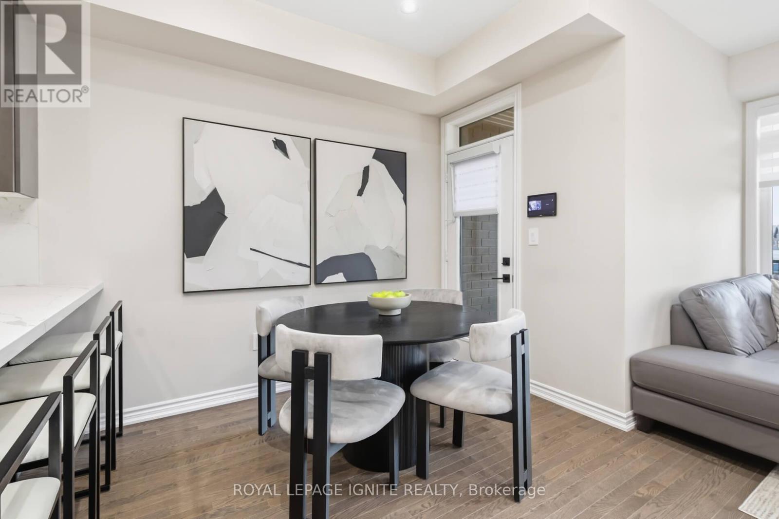 255 Moody Drive, Vaughan, Ontario  L4H 5G2 - Photo 10 - N12836694