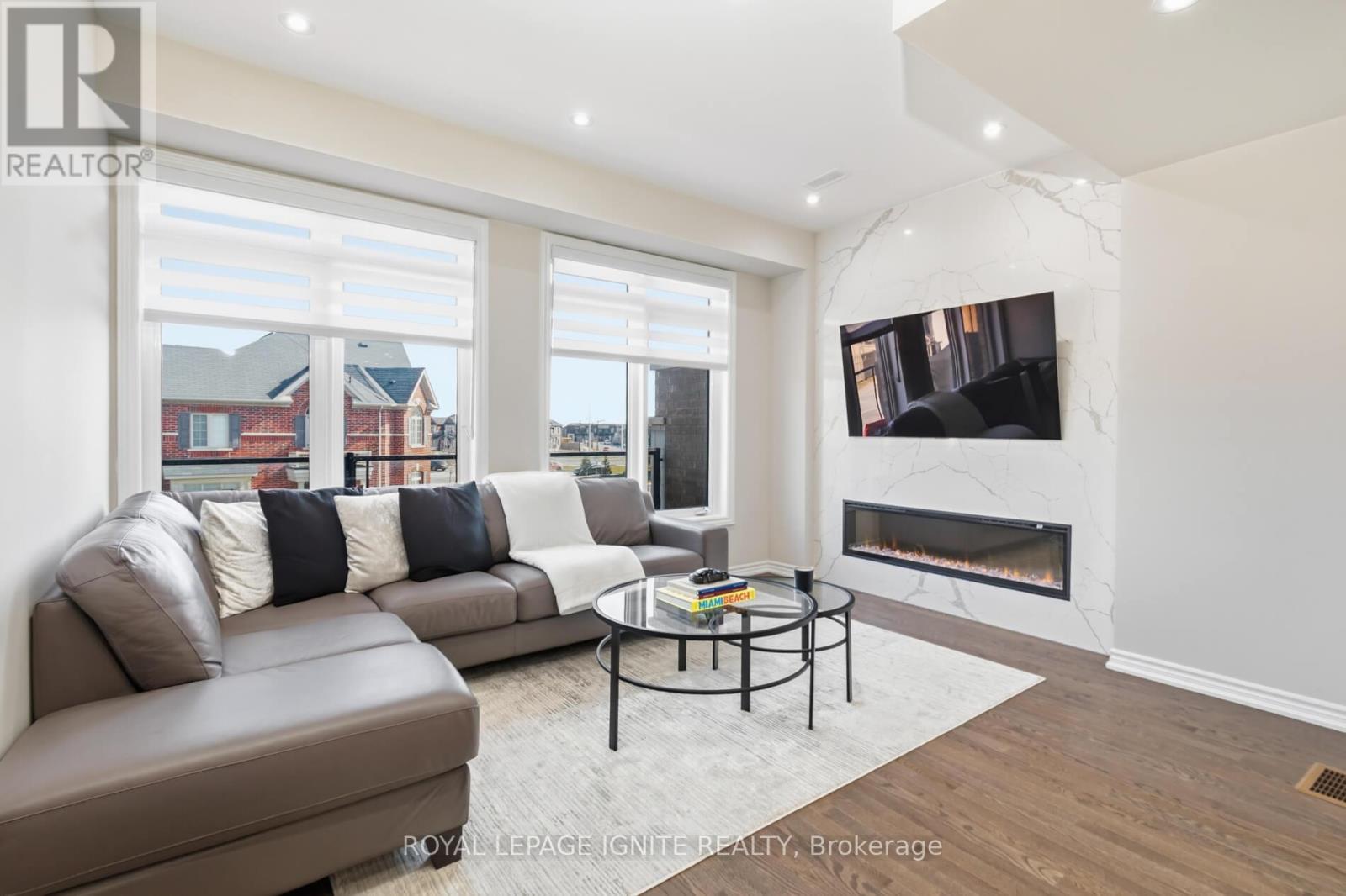 255 Moody Drive, Vaughan, Ontario  L4H 5G2 - Photo 7 - N12836694