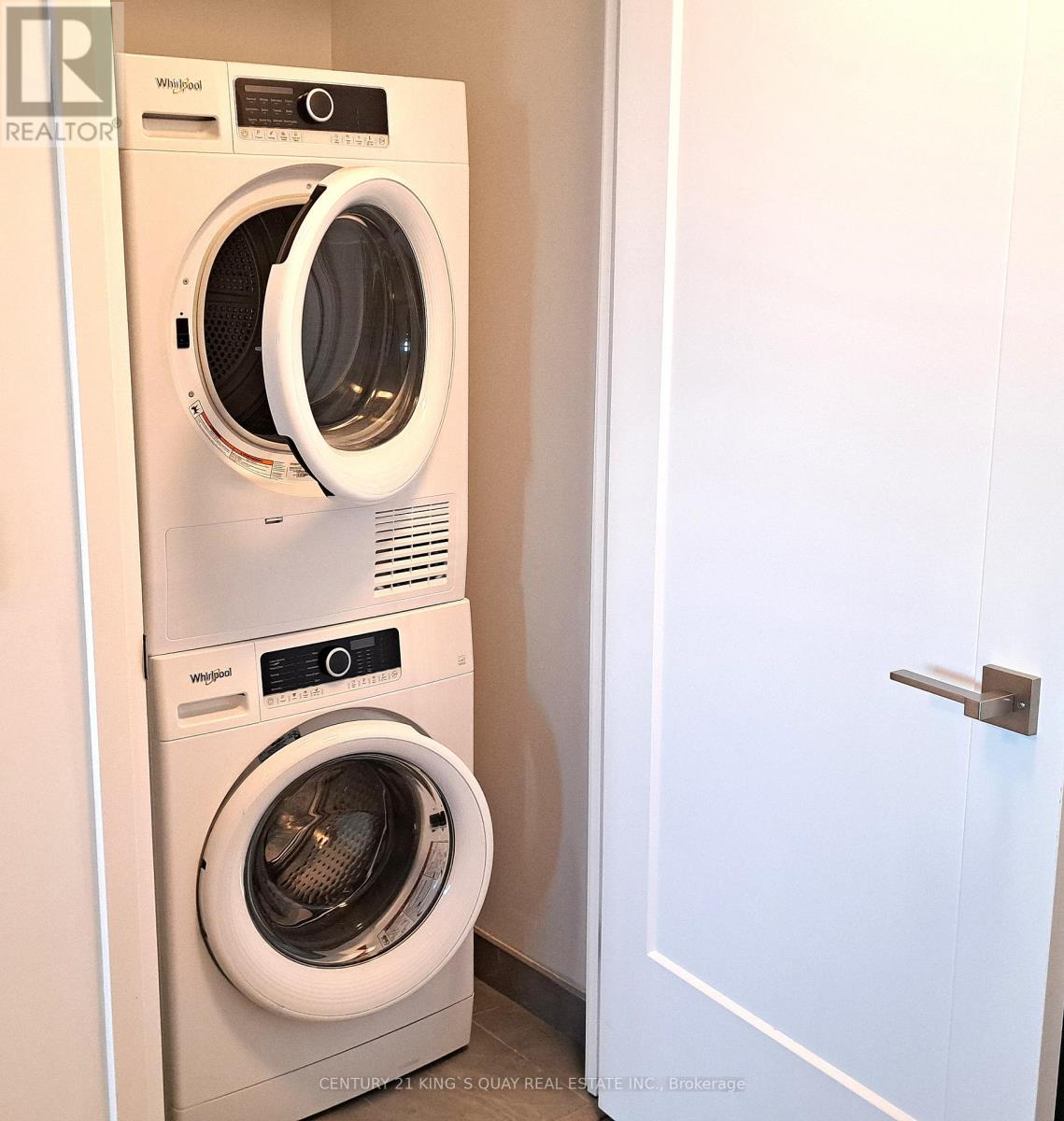 3909 - 8 Water Walk Drive, Markham, Ontario  L3R 6L4 - Photo 23 - N12975340