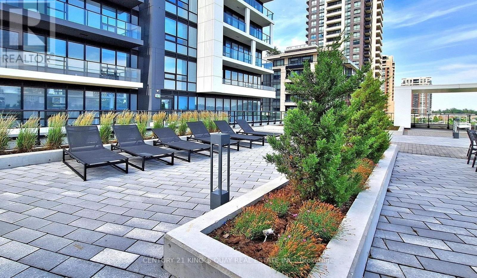 3909 - 8 Water Walk Drive, Markham, Ontario  L3R 6L4 - Photo 28 - N12975340