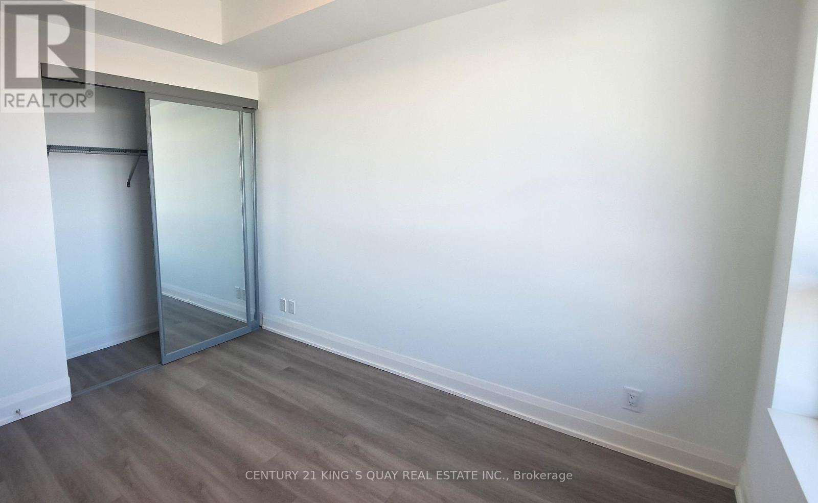 3909 - 8 Water Walk Drive, Markham, Ontario  L3R 6L4 - Photo 17 - N12975340