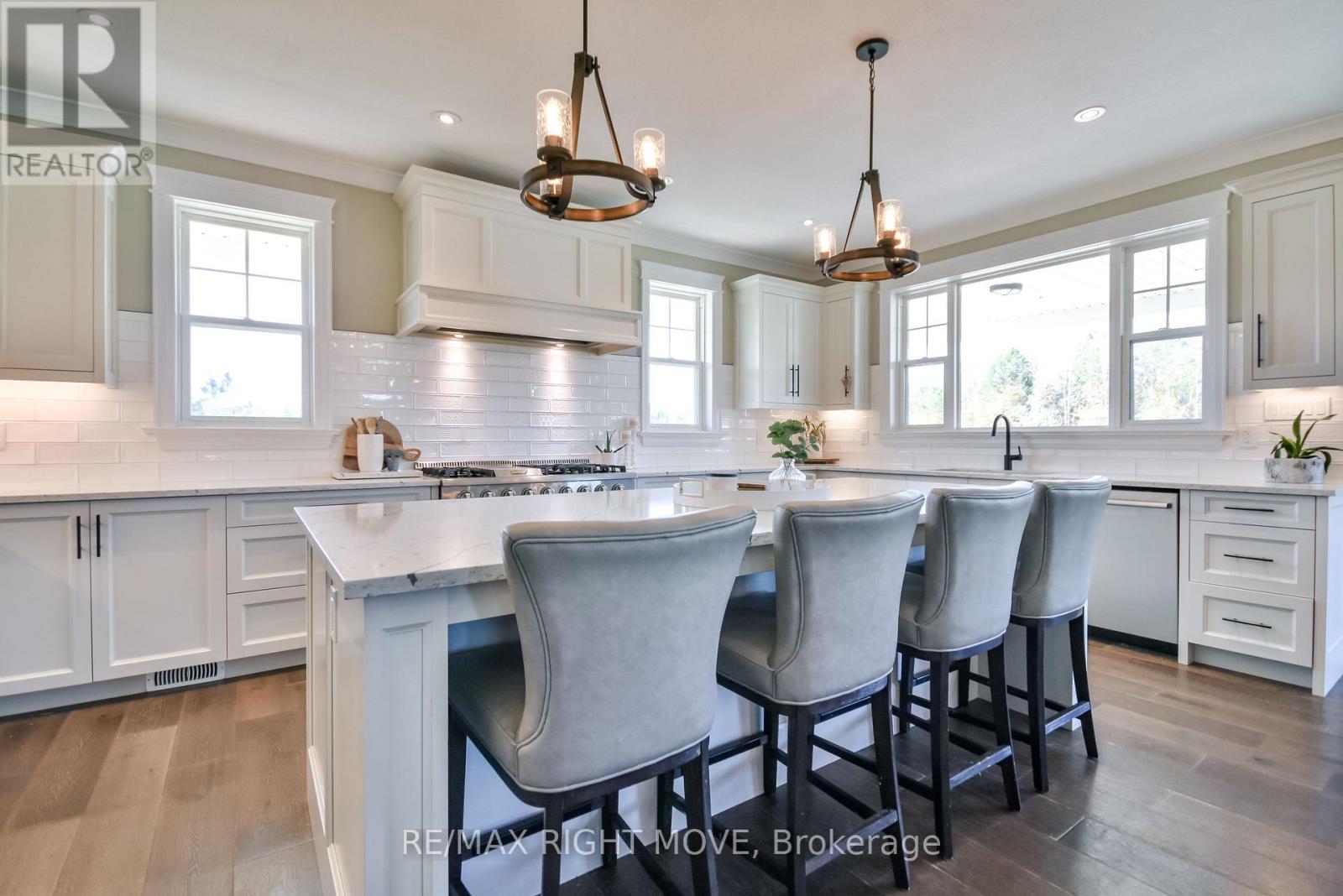 2448 Stockdale Road, Severn, Ontario  L3V 6P9 - Photo 16 - S12665272