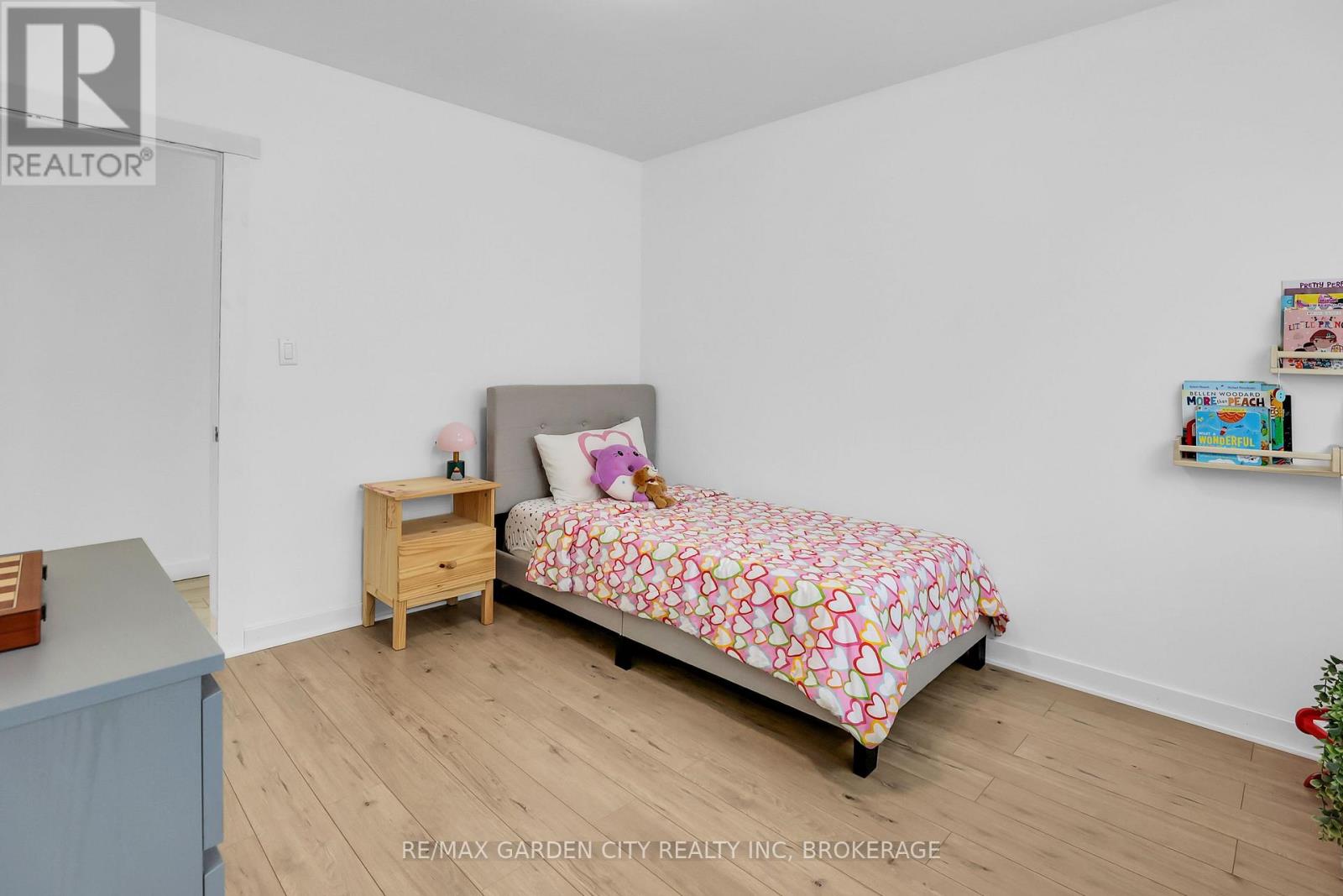 Unit #1 (Main) - 18 Wakil Drive, St. Catharines, Ontario  L2T 3H8 - Photo 16 - X12976724