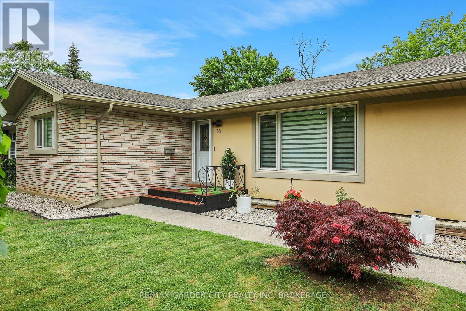 Unit #1 (Main) - 18 Wakil Drive, St. Catharines, Ontario  L2T 3H8 - Photo 2 - X12976724