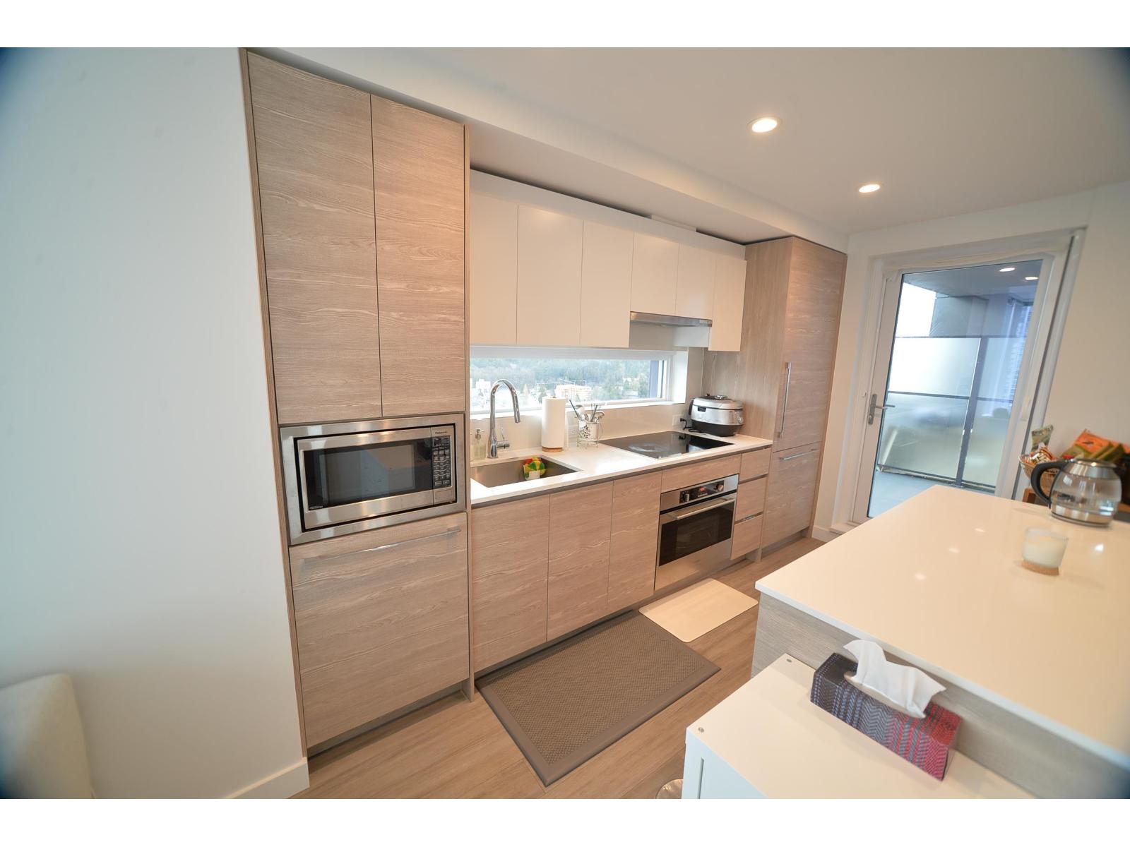 2408 13655 Fraser Hwy, Surrey, British Columbia  V3T 0P8 - Photo 9 - R3108351