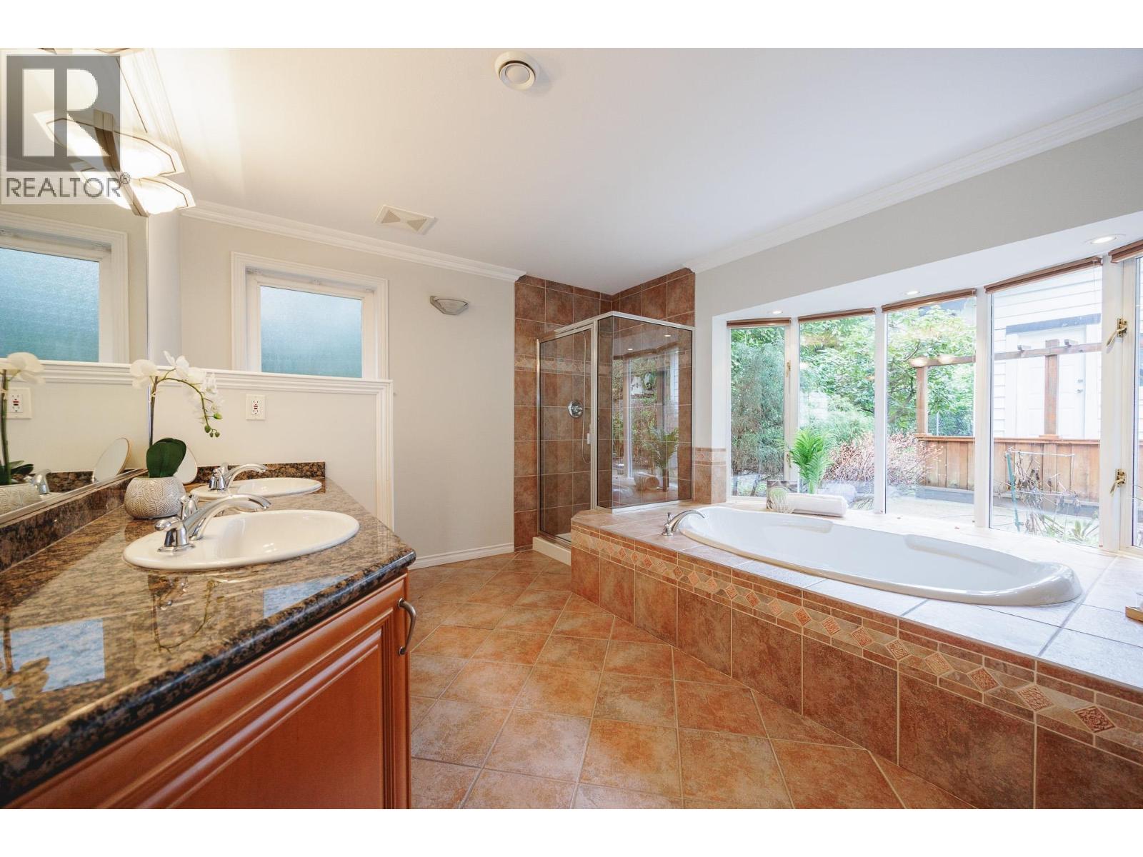 23801 128th Crescent, Maple Ridge, British Columbia  V4R 1P5 - Photo 31 - R3107737