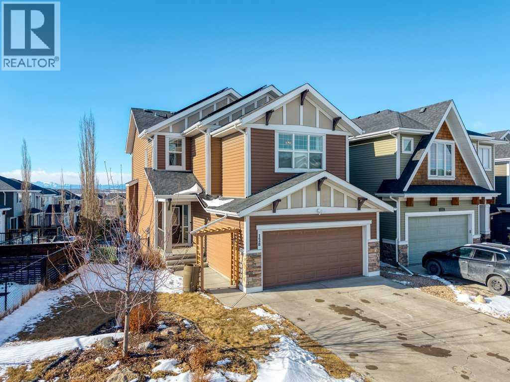 128 Sunset Park, Cochrane, Alberta  T4C 0N5 - Photo 2 - A2290294