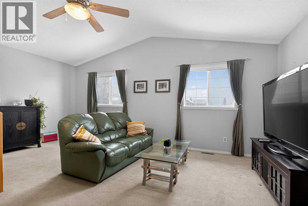 6 Royal Birch Rise NW, Calgary, Alberta  T3G 5K2 - Photo 19 - A2299513