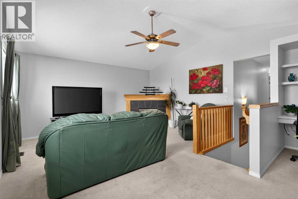 6 Royal Birch Rise NW, Calgary, Alberta  T3G 5K2 - Photo 18 - A2299513