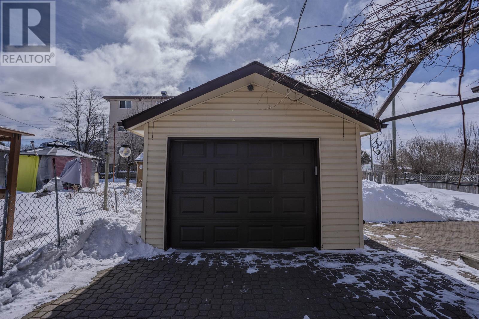 1618 Frederica St W, Thunder Bay, Ontario  P7E 3Z2 - Photo 2 - TB2600656