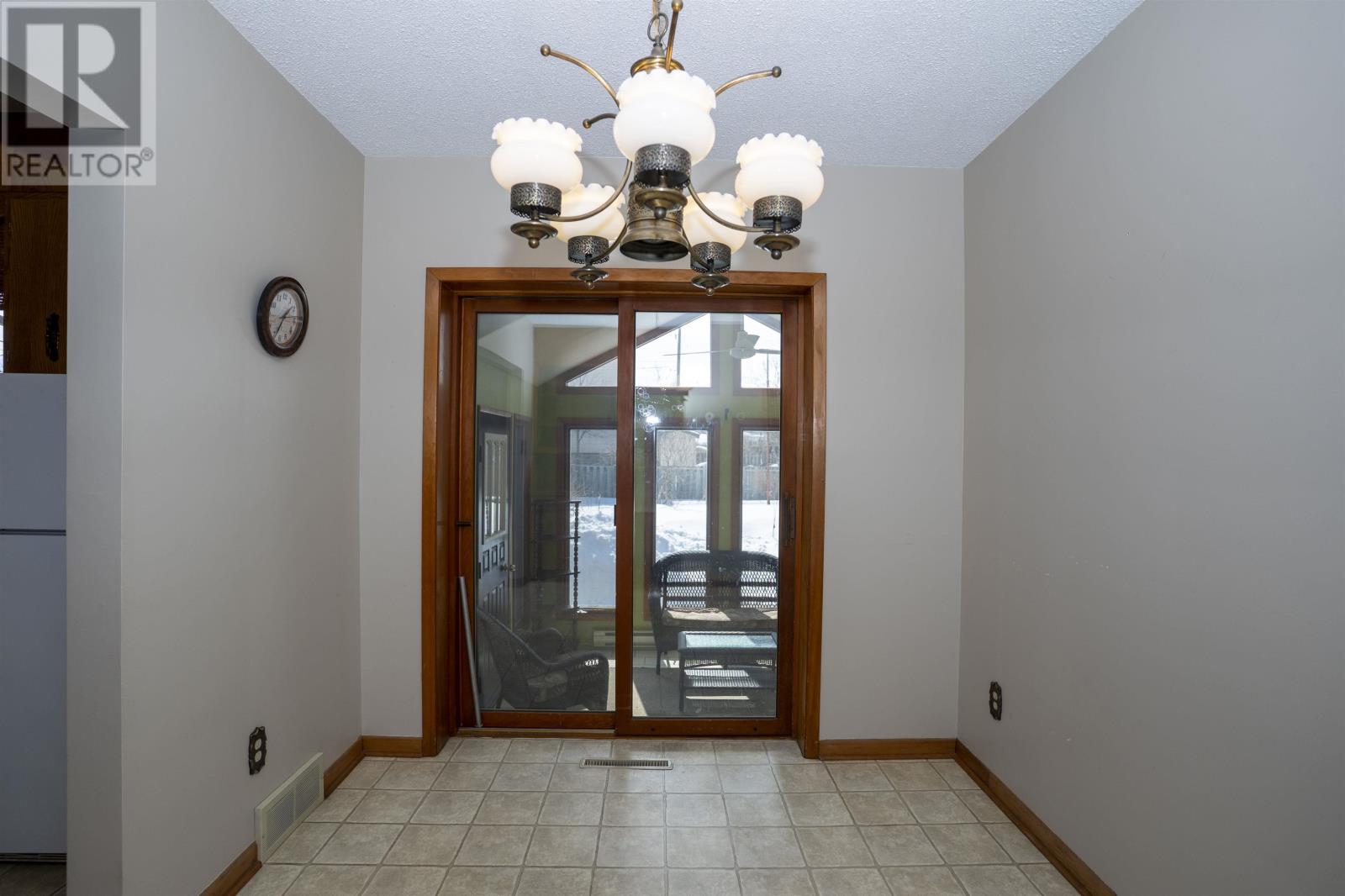 1618 Frederica St W, Thunder Bay, Ontario  P7E 3Z2 - Photo 18 - TB2600656