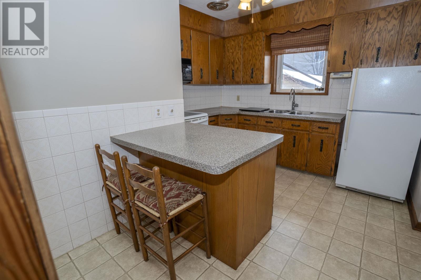 1618 Frederica St W, Thunder Bay, Ontario  P7E 3Z2 - Photo 5 - TB2600656