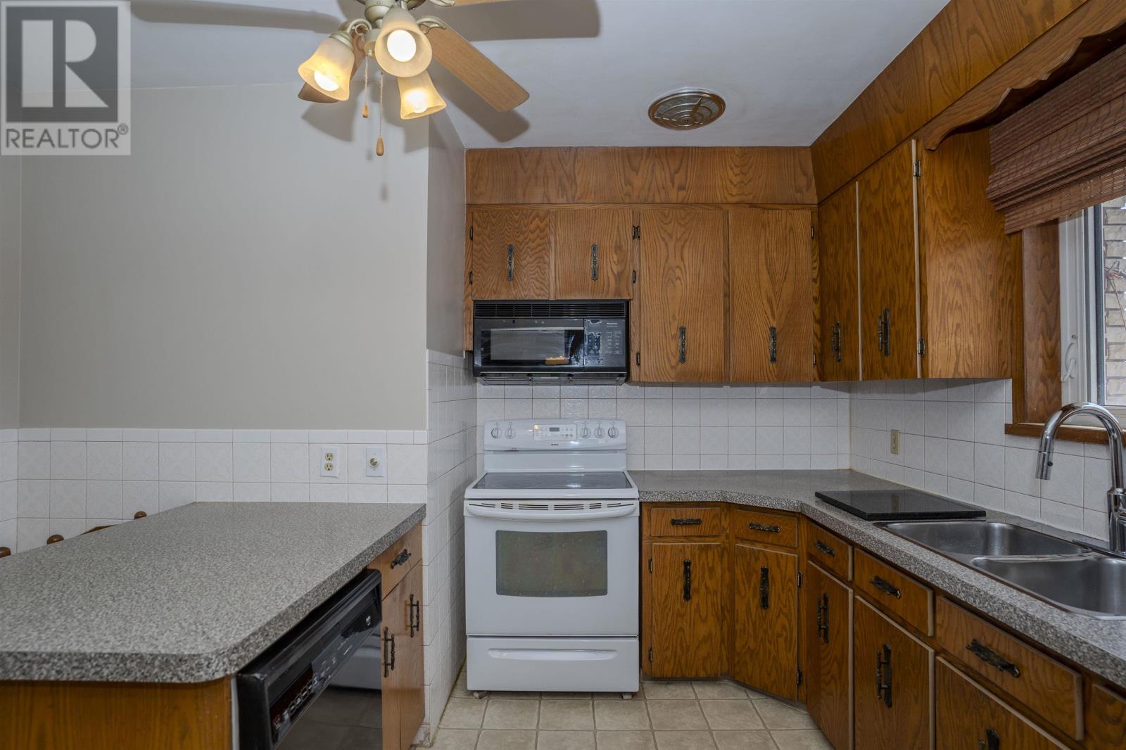 1618 Frederica St W, Thunder Bay, Ontario  P7E 3Z2 - Photo 6 - TB2600656