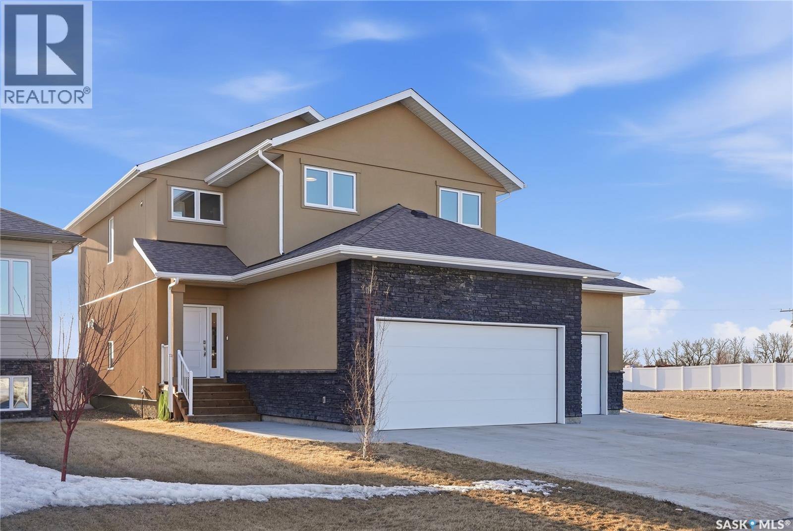 256 Prairie Dawn Drive, Dundurn, Saskatchewan  S0K 1K1 - Photo 2 - SK032454