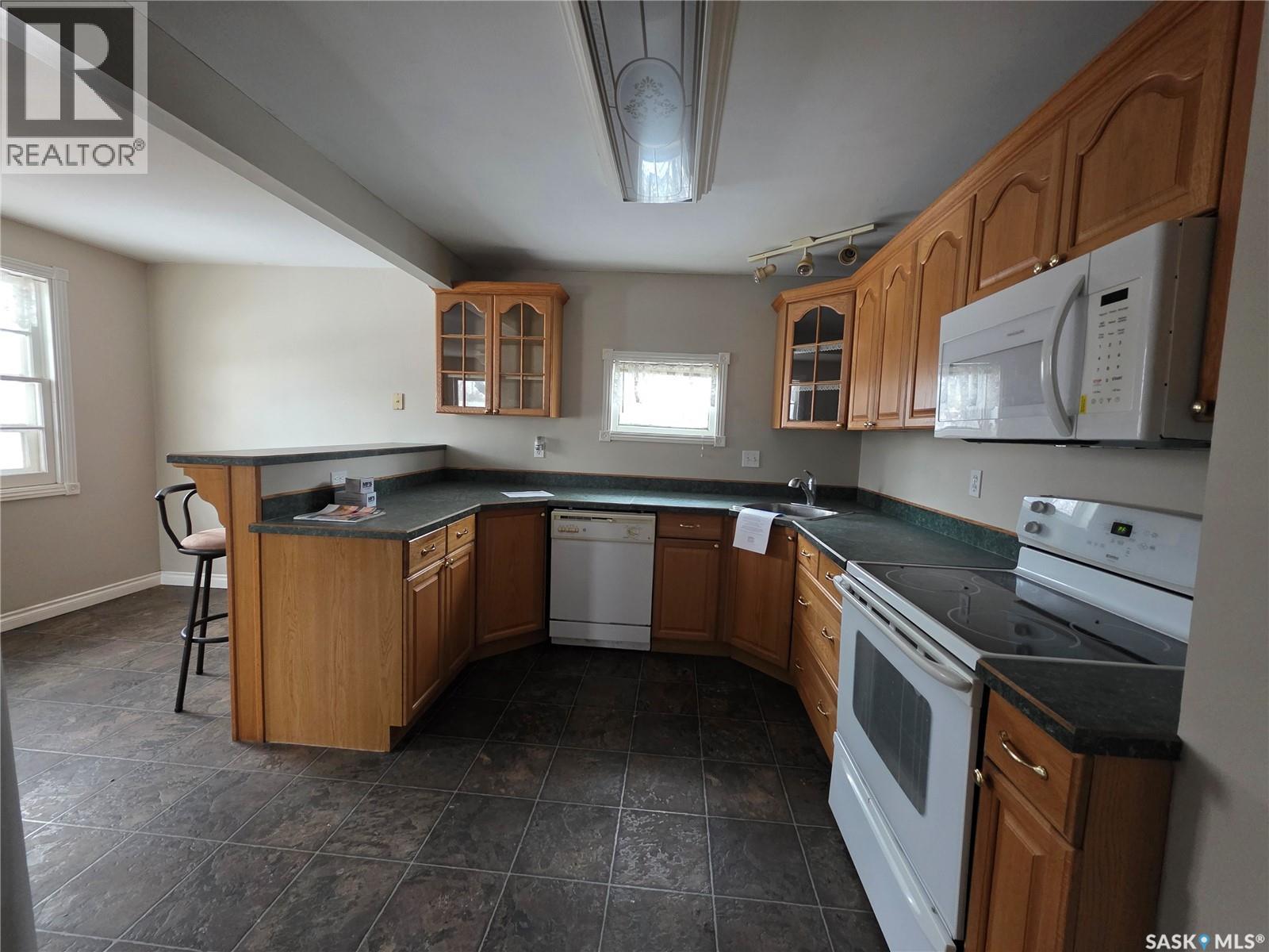 801 Eva Street, Estevan, Saskatchewan  S4A 1P2 - Photo 13 - SK032436