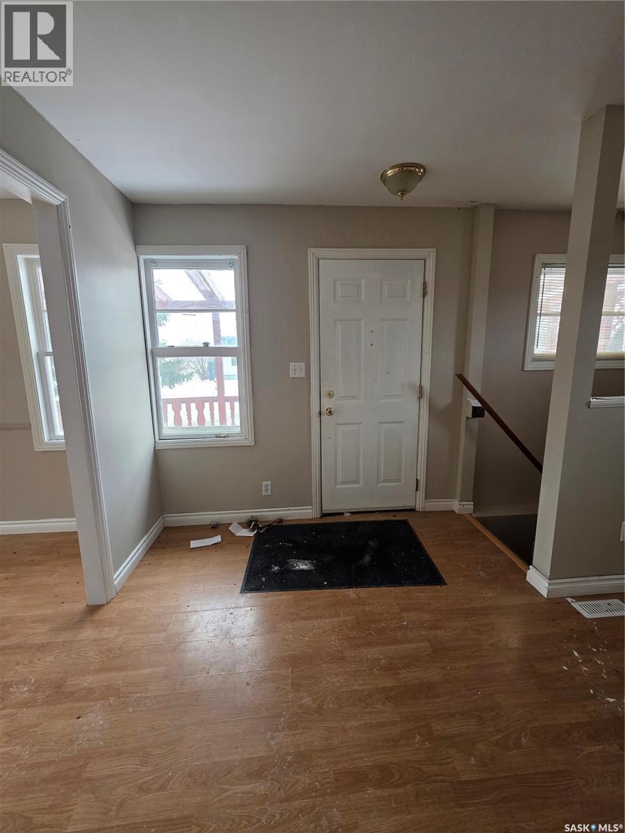 801 Eva Street, Estevan, Saskatchewan  S4A 1P2 - Photo 2 - SK032436