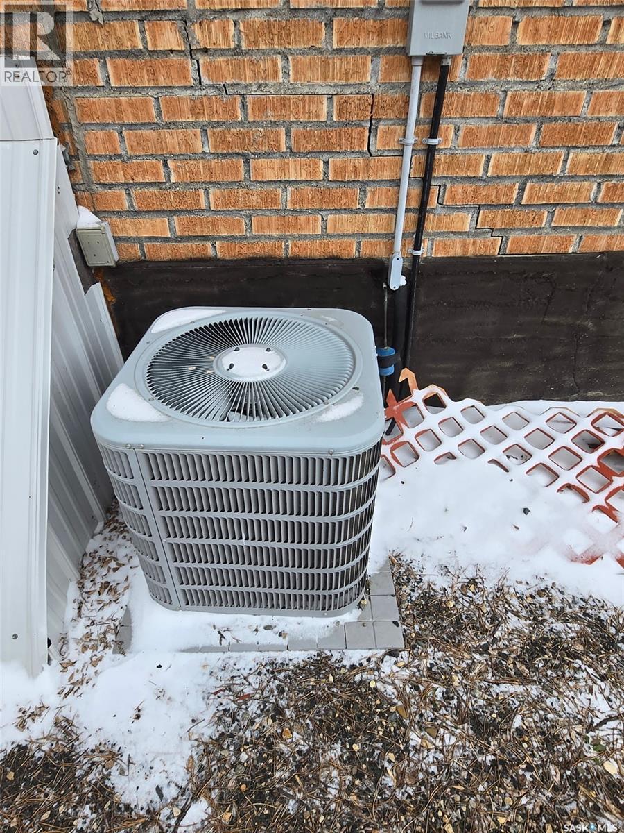 801 Eva Street, Estevan, Saskatchewan  S4A 1P2 - Photo 49 - SK032436