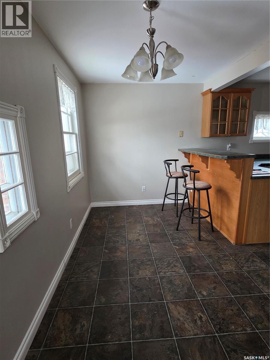801 Eva Street, Estevan, Saskatchewan  S4A 1P2 - Photo 9 - SK032436