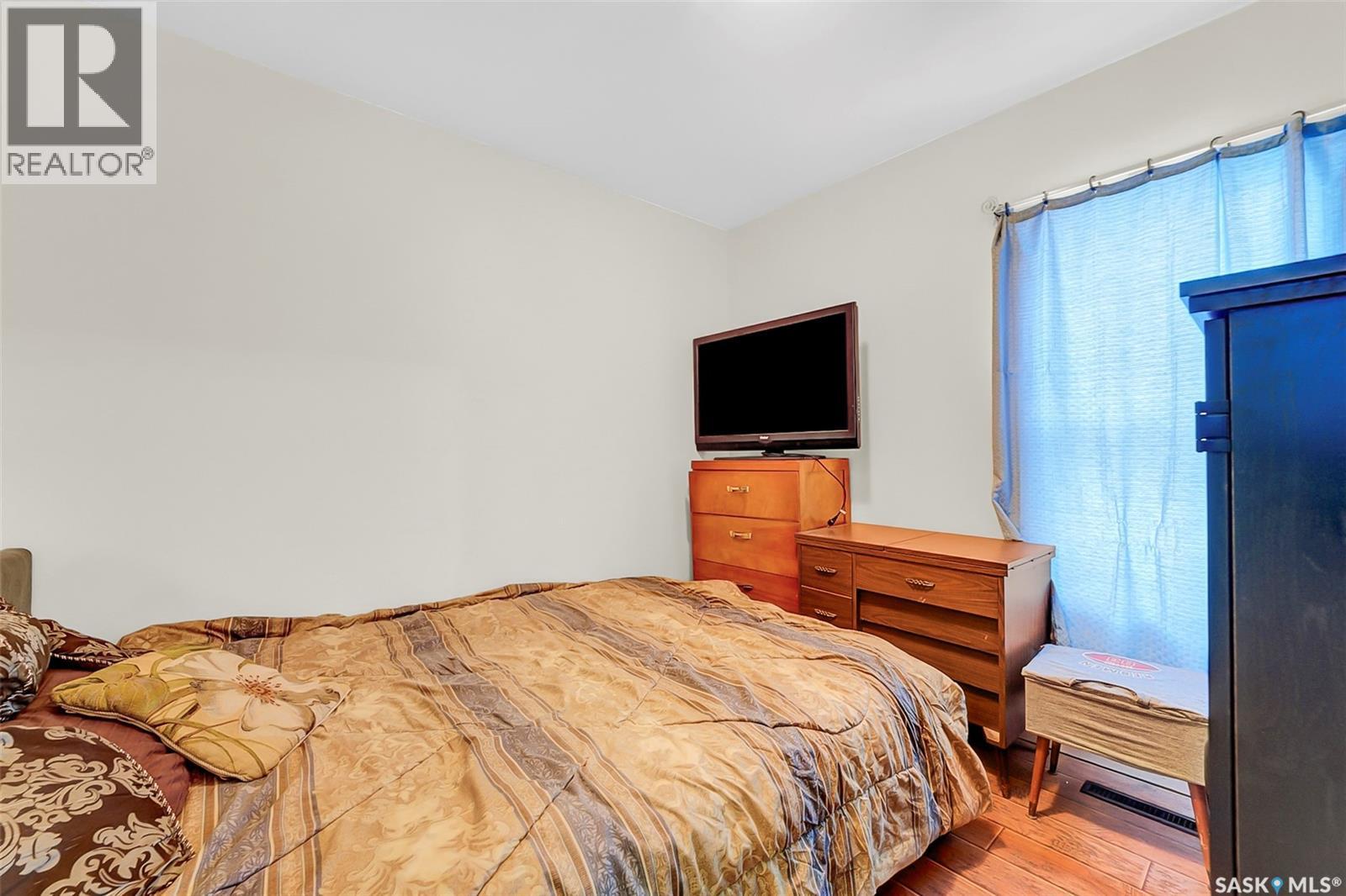 1131 H Avenue N, Saskatoon, Saskatchewan  S7L 2C8 - Photo 13 - SK032380