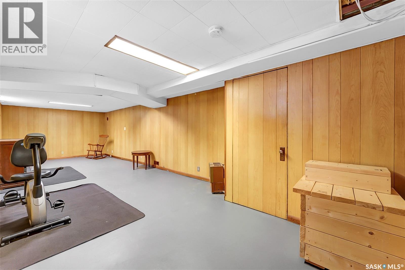 1131 H Avenue N, Saskatoon, Saskatchewan  S7L 2C8 - Photo 21 - SK032380