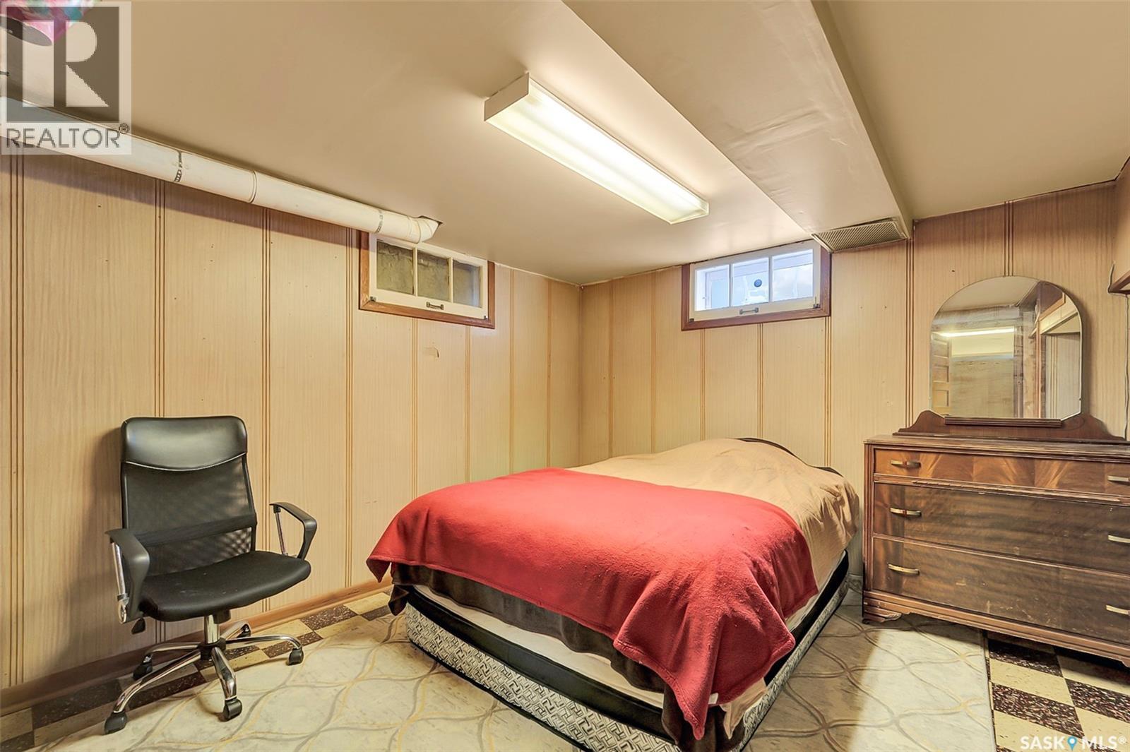 1131 H Avenue N, Saskatoon, Saskatchewan  S7L 2C8 - Photo 23 - SK032380