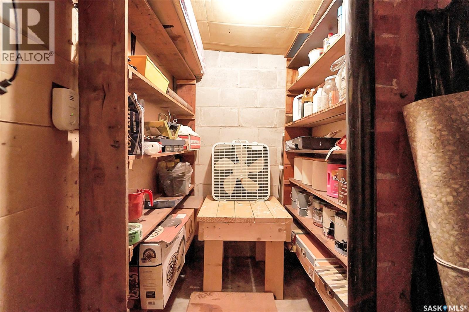 1131 H Avenue N, Saskatoon, Saskatchewan  S7L 2C8 - Photo 25 - SK032380