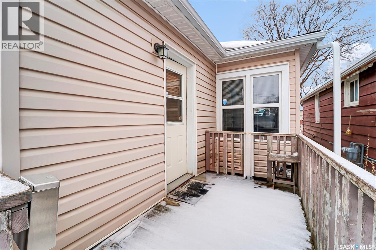 1131 H Avenue N, Saskatoon, Saskatchewan  S7L 2C8 - Photo 28 - SK032380