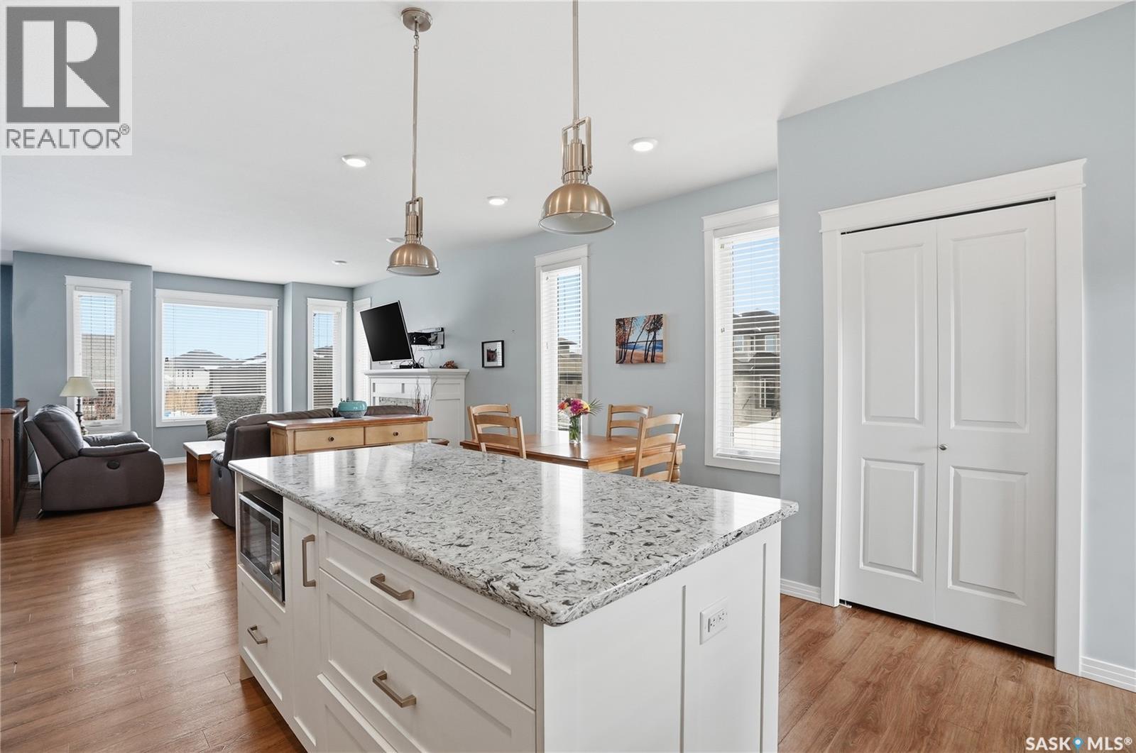 922 Salmon Way, Martensville, Saskatchewan  S0K 2T1 - Photo 15 - SK032212