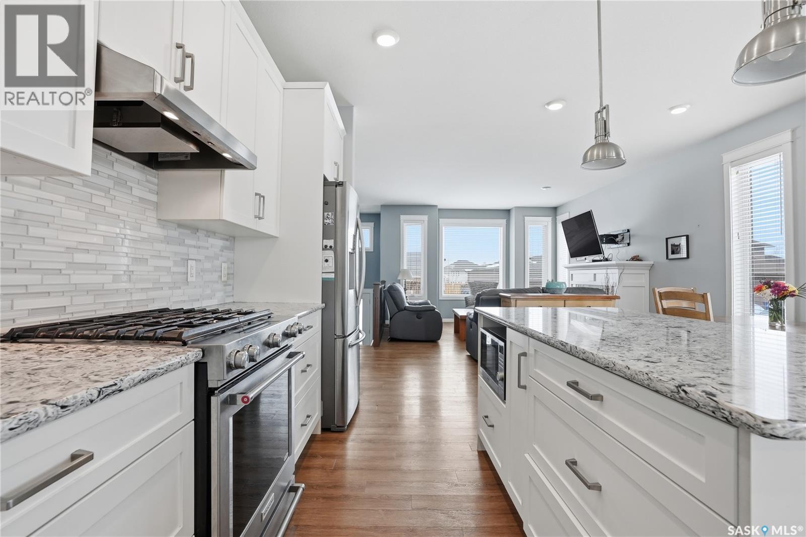 922 Salmon Way, Martensville, Saskatchewan  S0K 2T1 - Photo 16 - SK032212