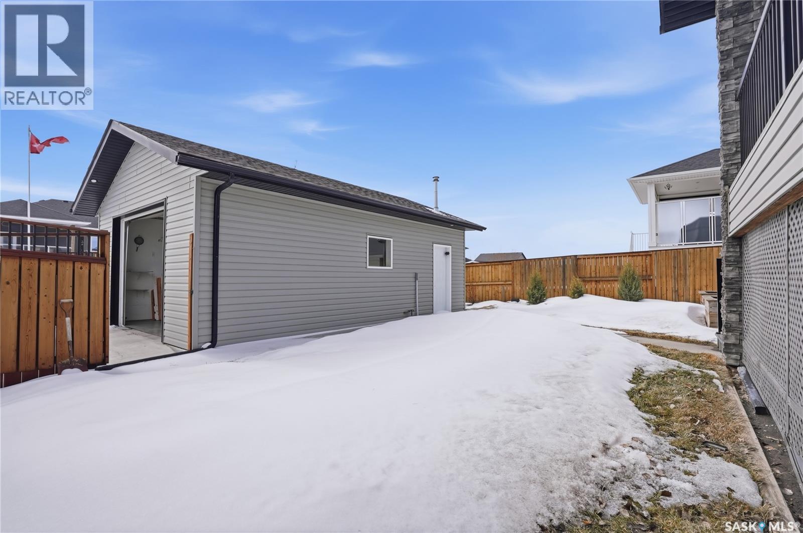 922 Salmon Way, Martensville, Saskatchewan  S0K 2T1 - Photo 42 - SK032212