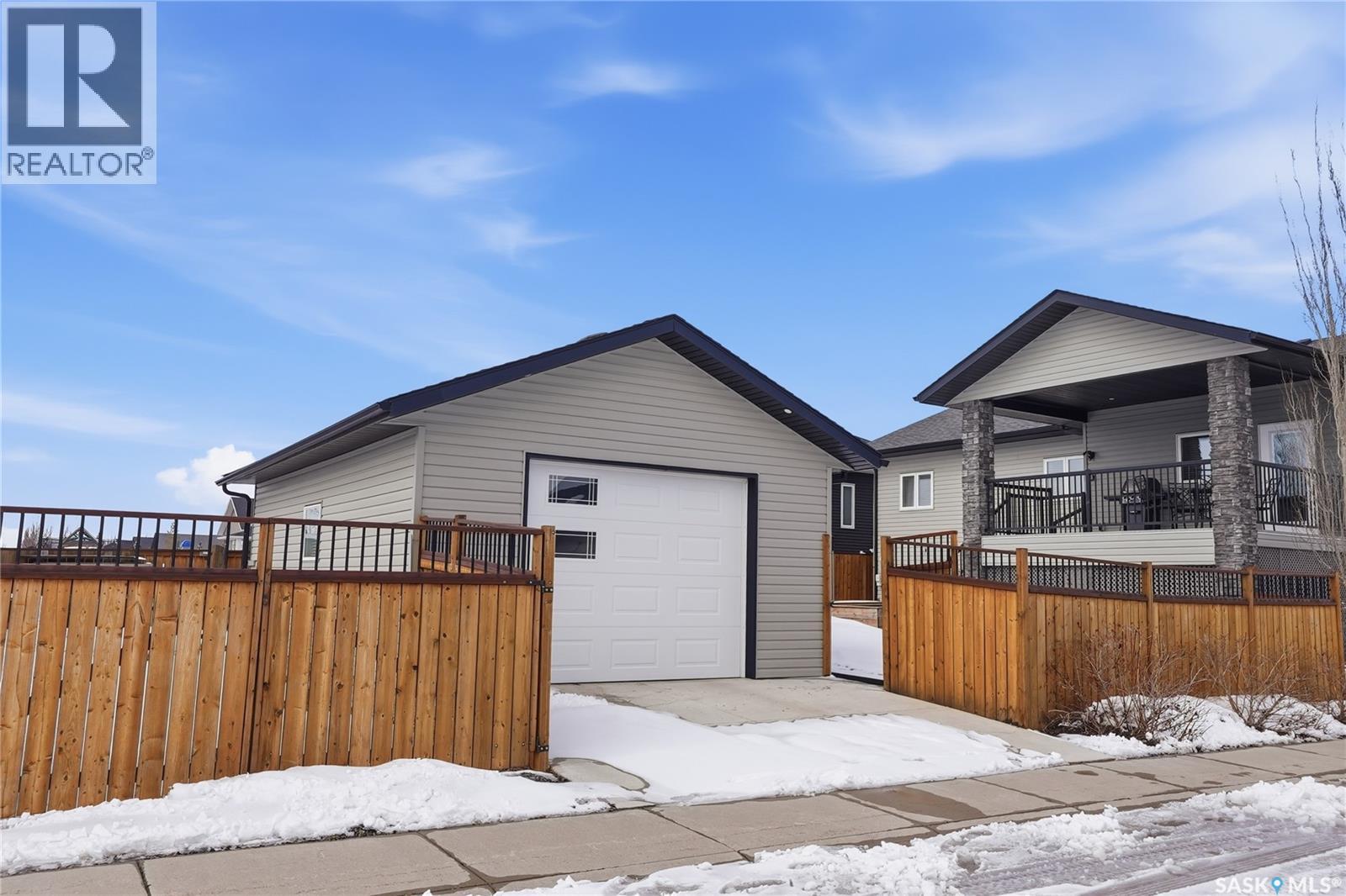 922 Salmon Way, Martensville, Saskatchewan  S0K 2T1 - Photo 45 - SK032212