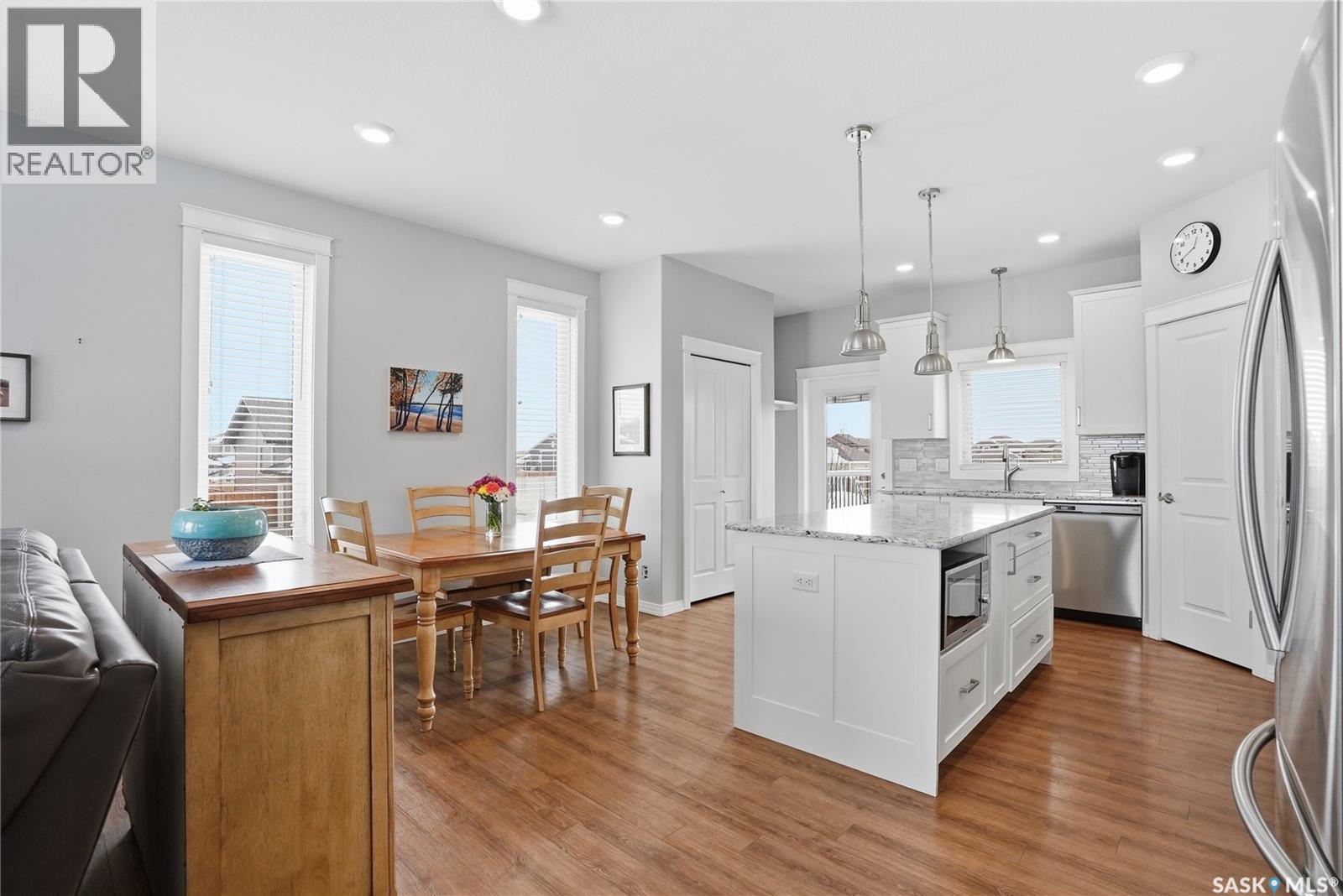 922 Salmon Way, Martensville, Saskatchewan  S0K 2T1 - Photo 8 - SK032212